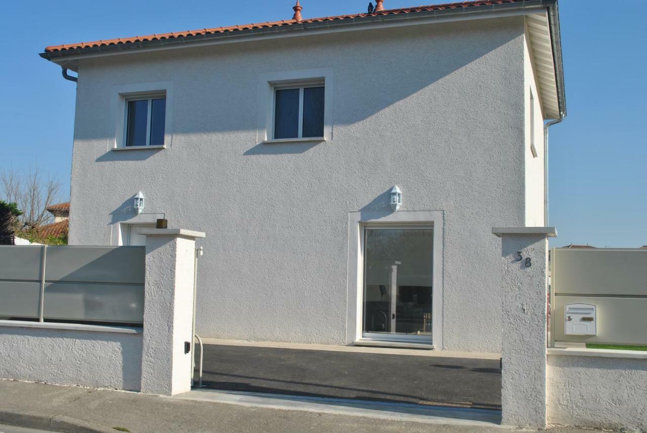 La Marina Villa Chassieu Exterior photo